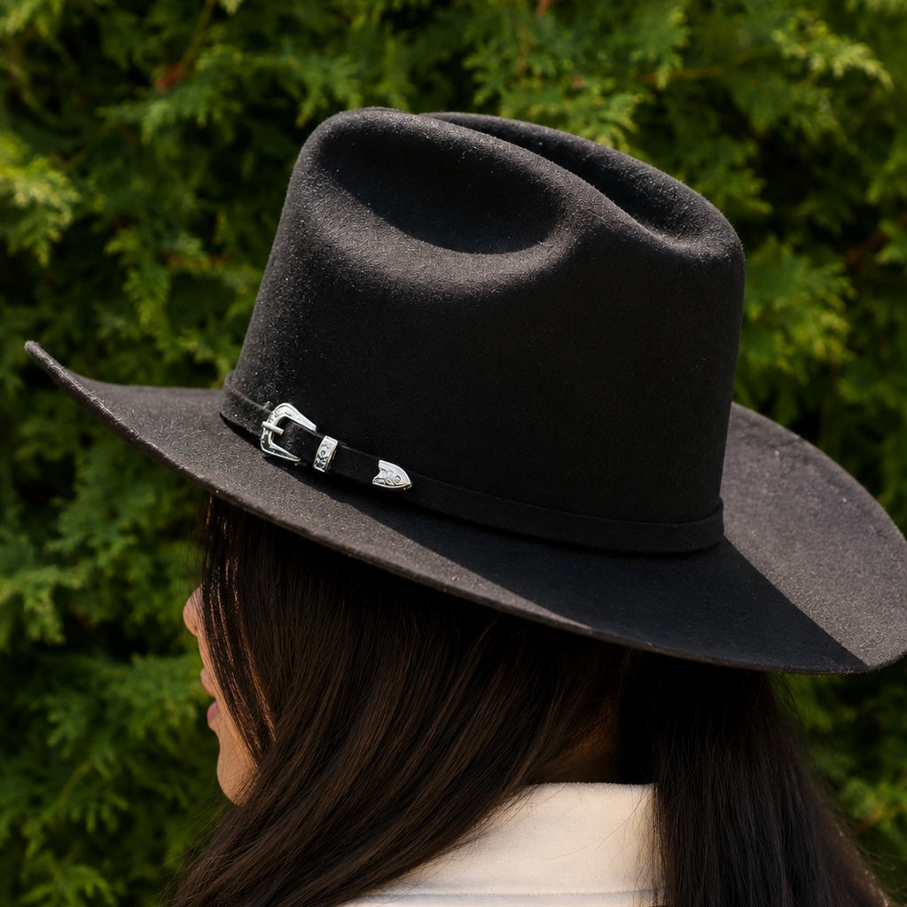 WOMEN’S HATS