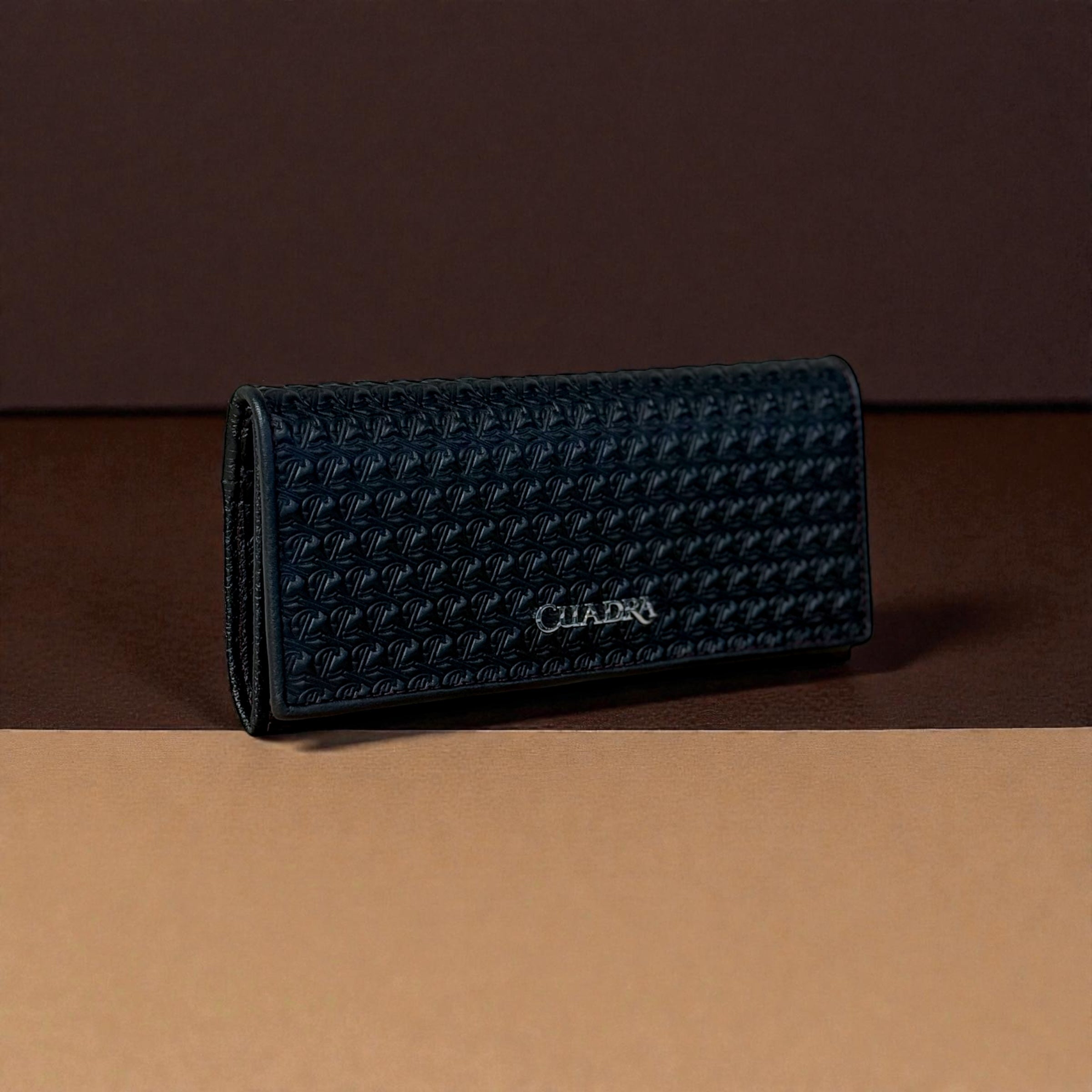 LADY BLACK LASER WALLET