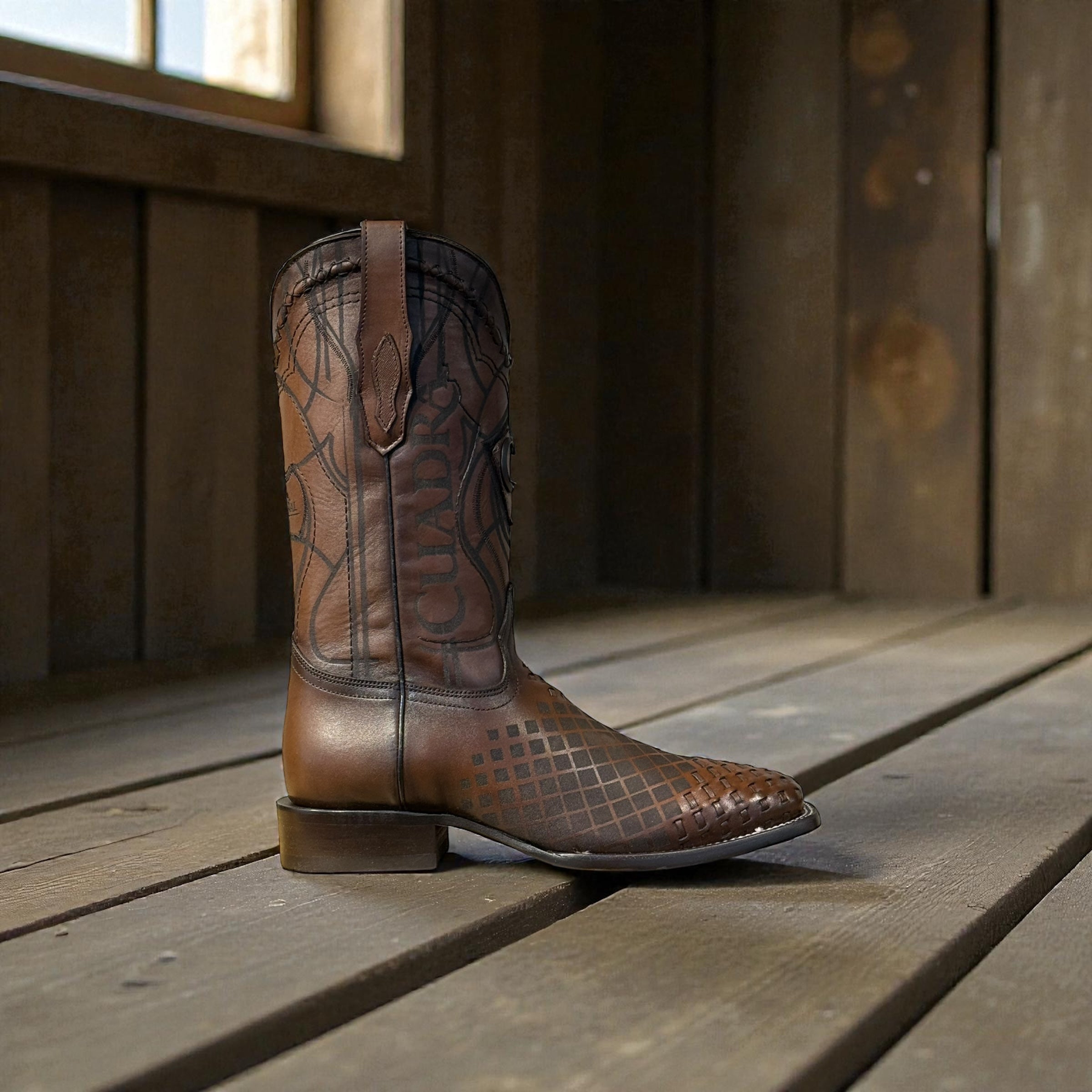 Men Over Honey Laser & Embroidery & Woven Square Toe – Wide (EE)