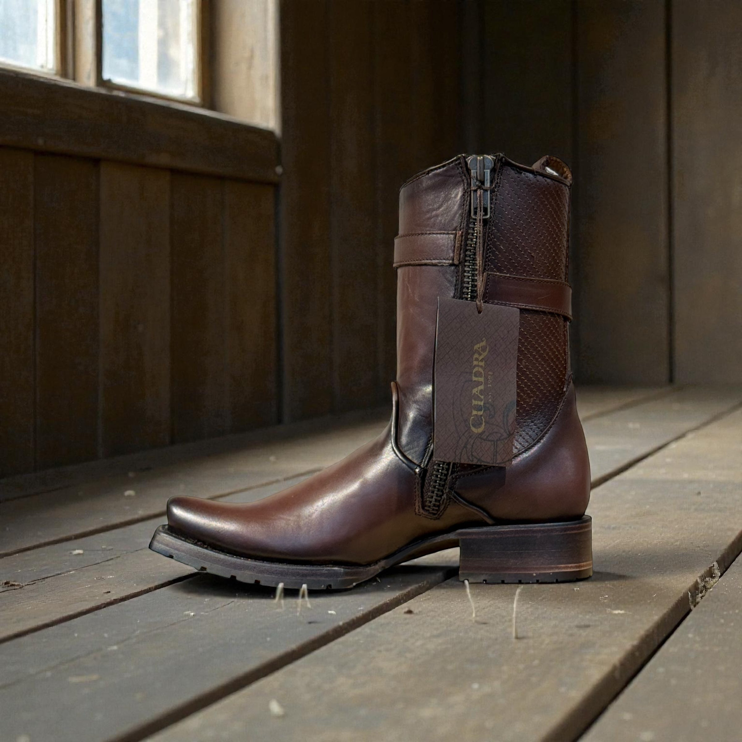 Men Chaos Brown Laser & Embroidery Narrow Square Toe – Wide (EE)