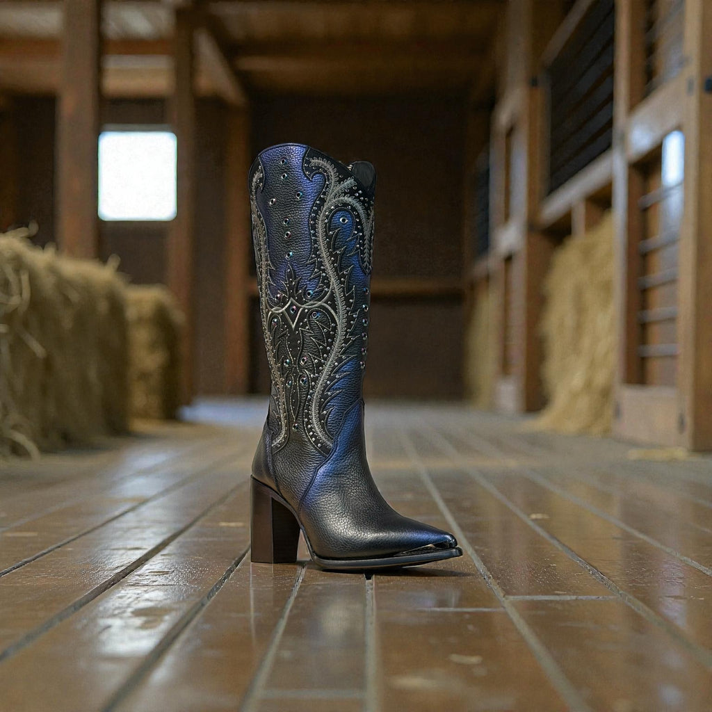 Lady Black Overlay & Embroidery & Studs Point