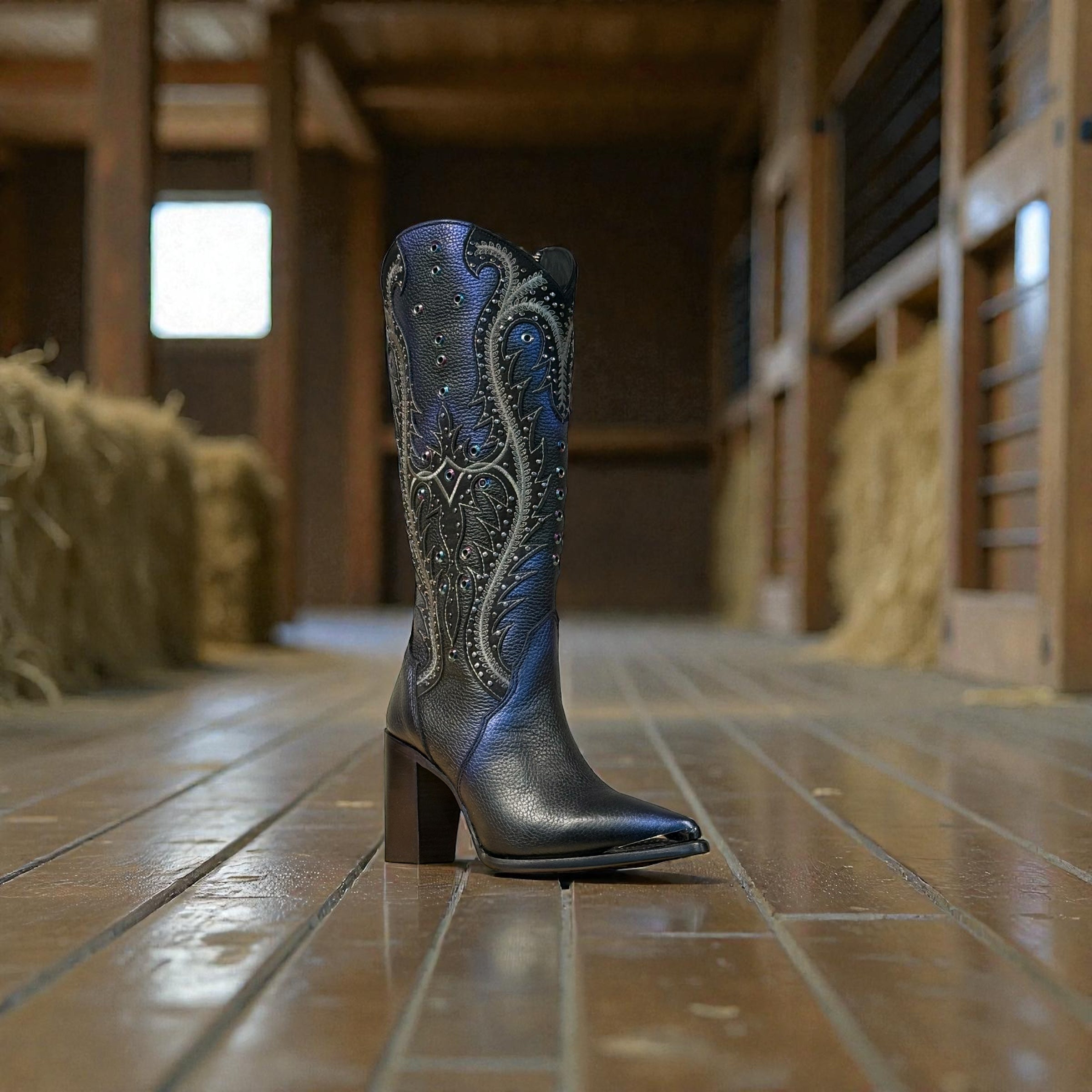 Lady Black Overlay & Embroidery & Studs Point