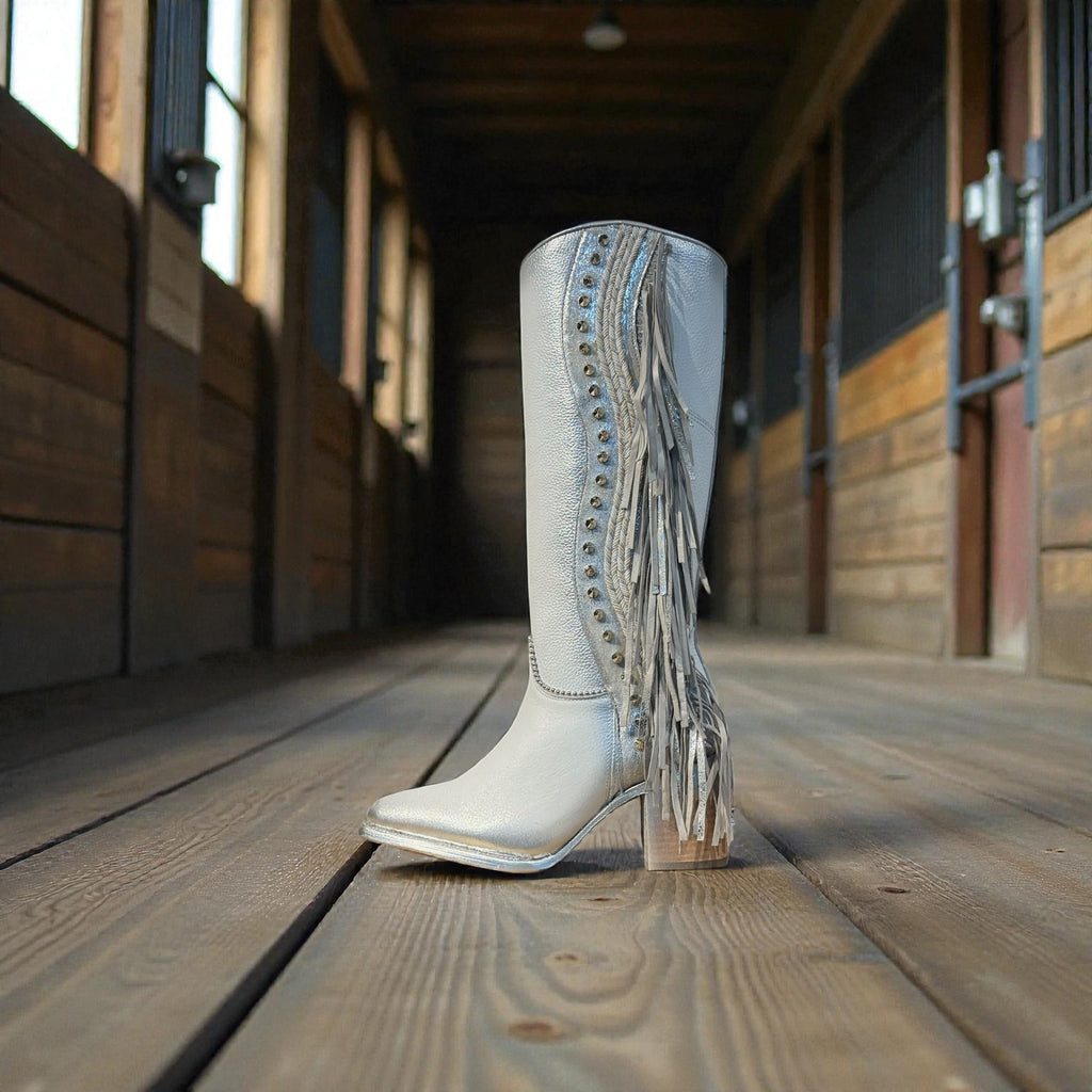 Lady Cordova White Zipper & Stud & Fringe Pointe