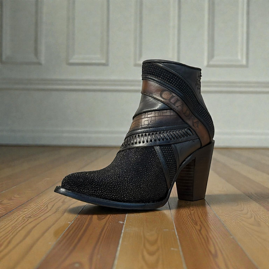 Lady Black Stingray Laser & Woven Round