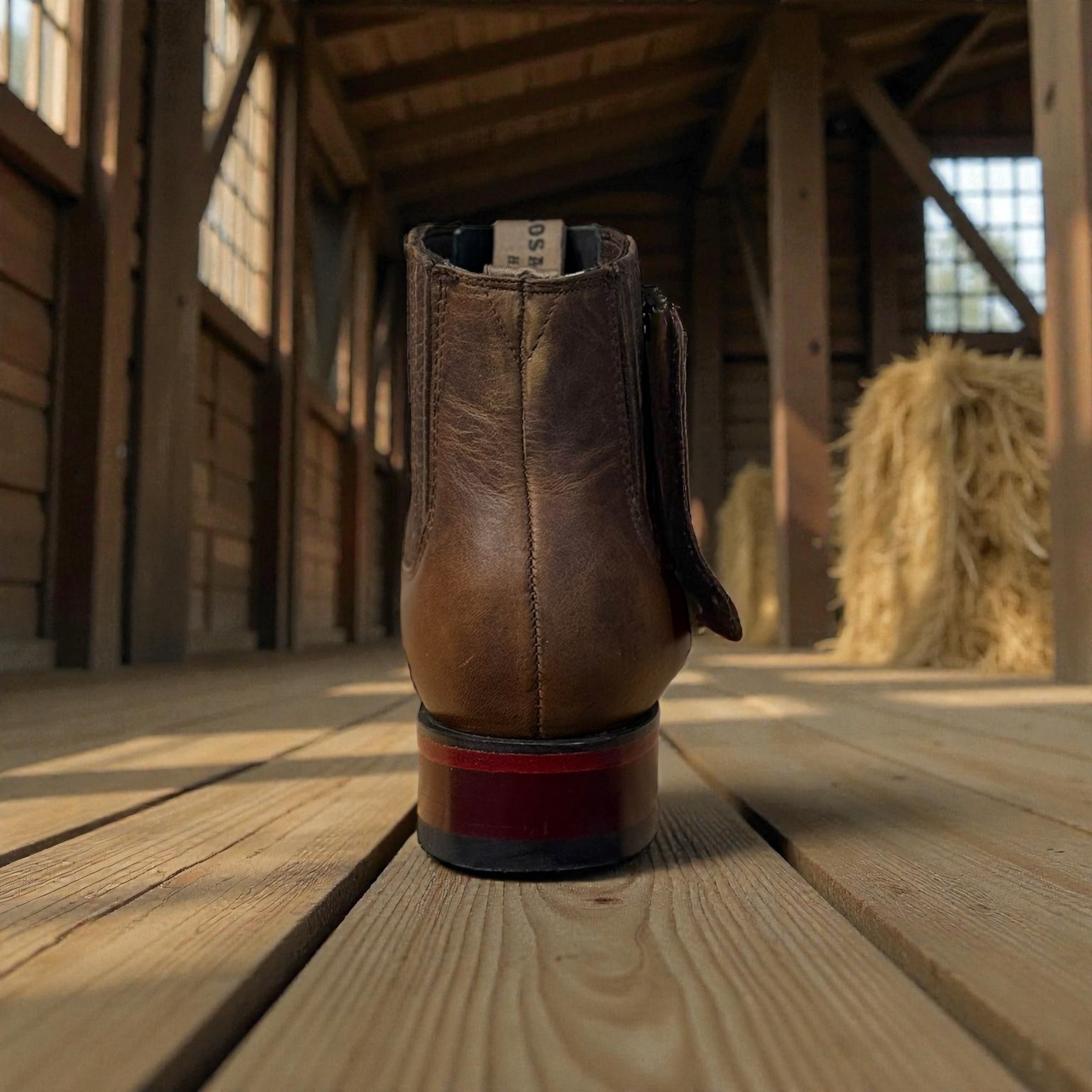 WIDE SQUARE TOE RAGE WALNUT LEATHER SOLE